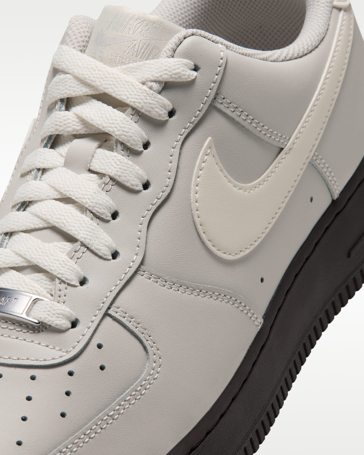 Nike Air Force 1 '07